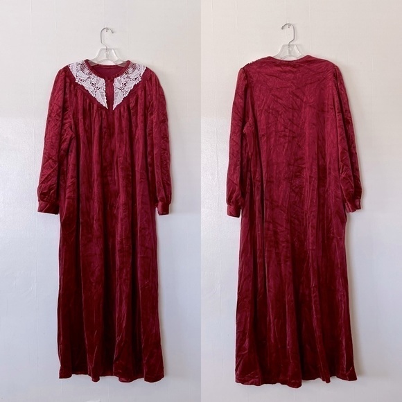 VINTAGE Crushed Velvet Velour Half Zip Nightgown Dress - Picture 1 of 2